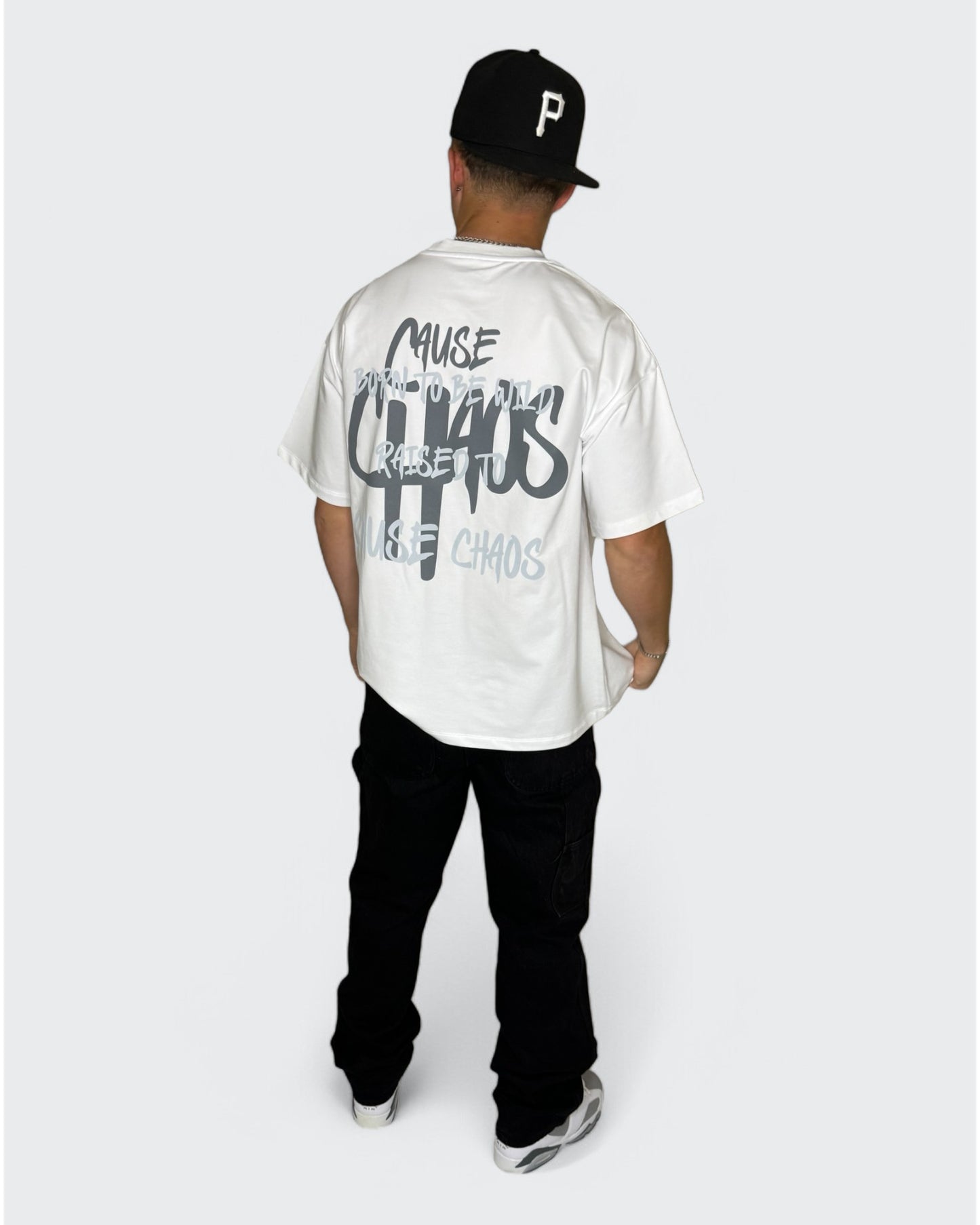 WILD CHAOS WHITE OVERSIZED TEE